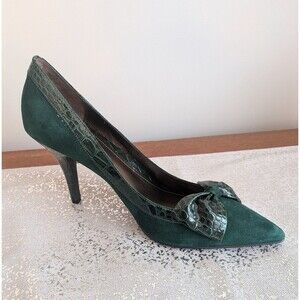 VICTOR ALFARO Shoes Womens 10 Green Leather Pointed Toe Wickedly Chic Heels Bow